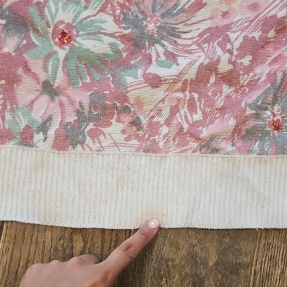VINTAGE Floral Patterned Sweater - Picture 6 of 7
